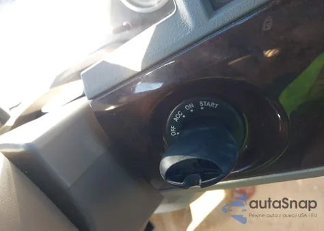 2010 Chrysler Town & Country Touring from USA, damaged, VIN 2A4RR5D15AR149051